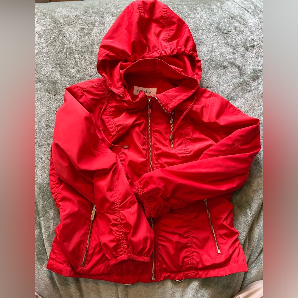 Calvin Klein Women’s Medium Red Water Resistant Jacket with Removable Hood
